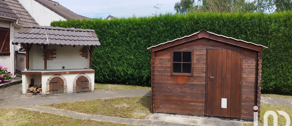 Maison traditionnelle 5 pièces de 124 m² à Prunay-sur-Essonne (91720)