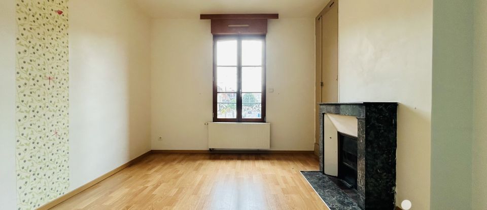 Town house 6 rooms of 102 m² in Soissons (02200)