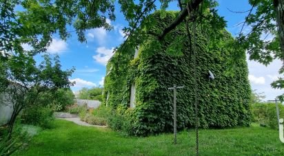 Traditional house 6 rooms of 103 m² in Saint-Denis-du-Payré (85580)