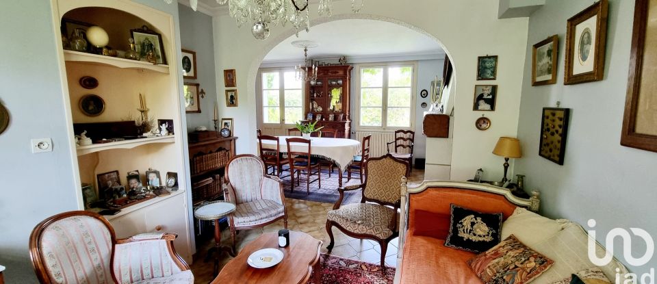 Traditional house 6 rooms of 103 m² in Saint-Denis-du-Payré (85580)