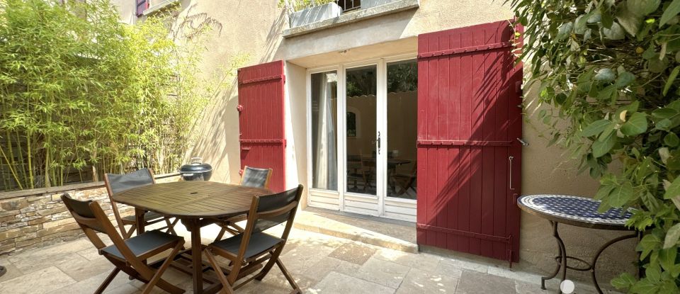 Maison 16 pièces de 426 m² à Vacqueyras (84190)