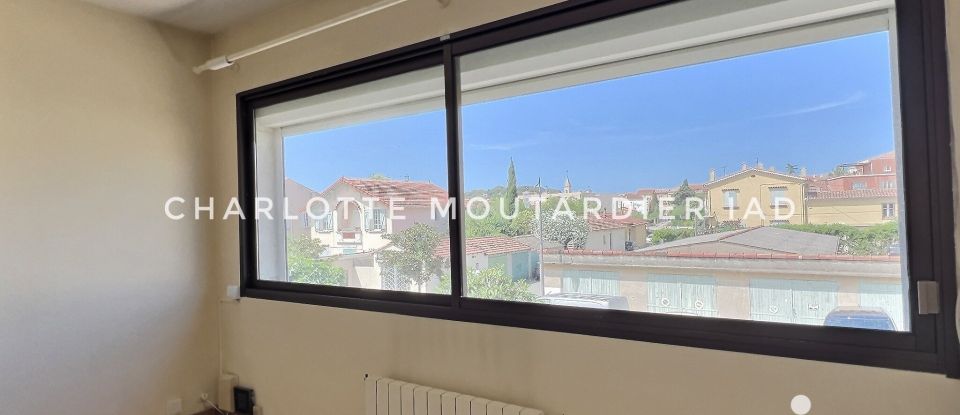 Appartement 4 pièces de 107 m² à Sanary-sur-Mer (83110)