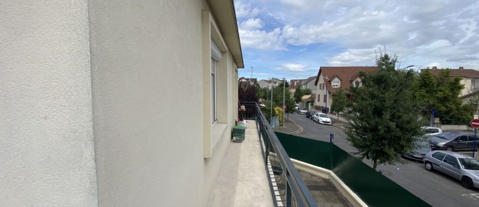 Apartment 3 rooms of 81 m² in Drancy (93700)