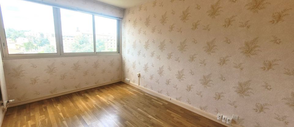 Appartement 4 pièces de 88 m² à Saint-Étienne (42000)