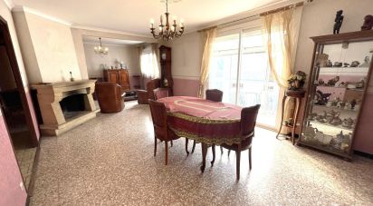 House 8 rooms of 191 m² in Nîmes (30000)