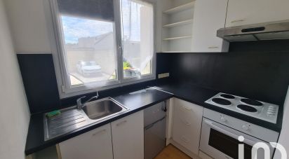 Studio 1 room of 28 m² in Viry-Châtillon (91170)