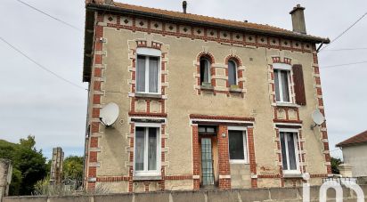 Traditional house 6 rooms of 170 m² in Saint-Just-Sauvage (51260)