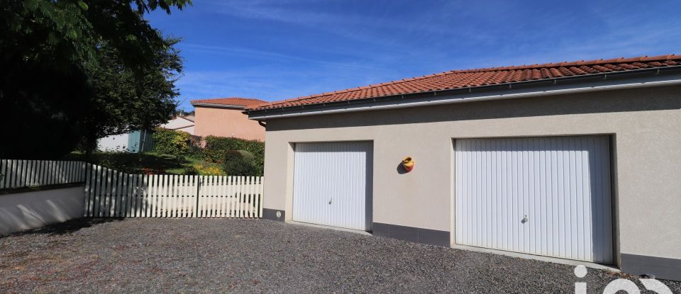 House 5 rooms of 105 m² in Saint-Georges-sur-Allier (63800)