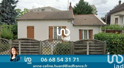 Town house 5 rooms of 58 m² in Vierzon (18100)