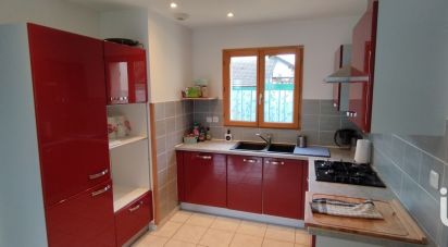 House 4 rooms of 101 m² in Chabris (36210)