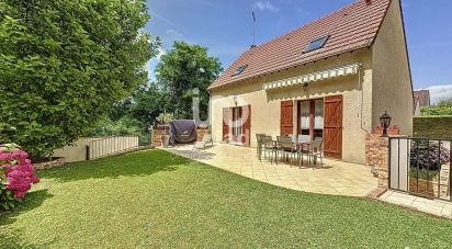 Maison 5 pièces de 102 m² à Vaux-le-Pénil (77000)