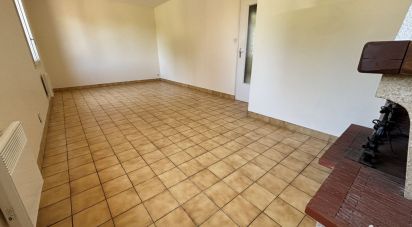 Maison traditionnelle 3 pièces de 81 m² à Parthenay (79200)