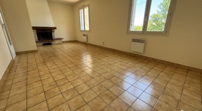 Maison traditionnelle 3 pièces de 81 m² à Parthenay (79200)