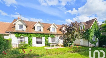 Maison traditionnelle 10 pièces de 233 m² à Gien (45500)