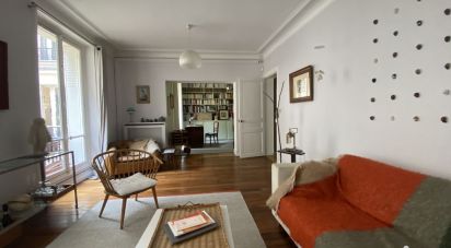 Duplex 6 rooms of 110 m² in Paris (75007)