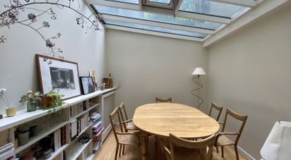 Duplex 6 rooms of 110 m² in Paris (75007)