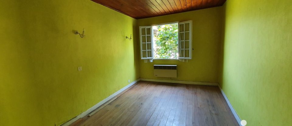 House 4 rooms of 61 m² in Soulom (65260)
