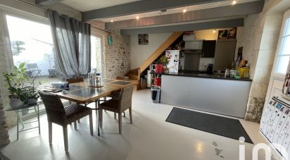 Village house 4 rooms of 72 m² in Saint-Pierre-d'Oléron (17310)