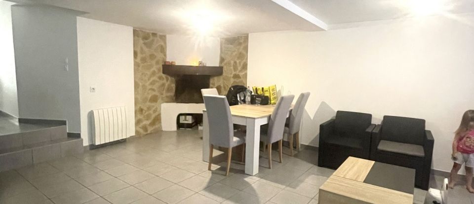 Village house 5 rooms of 113 m² in Cuxac-d'Aude (11590)