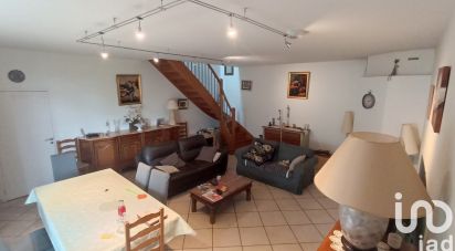 Maison traditionnelle 7 pièces de 175 m² à Calmont (12450)