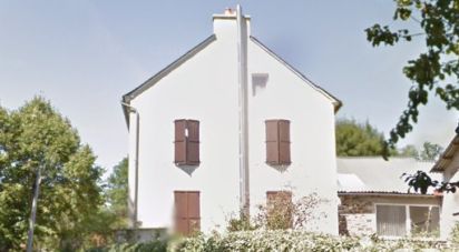Maison traditionnelle 7 pièces de 175 m² à Calmont (12450)