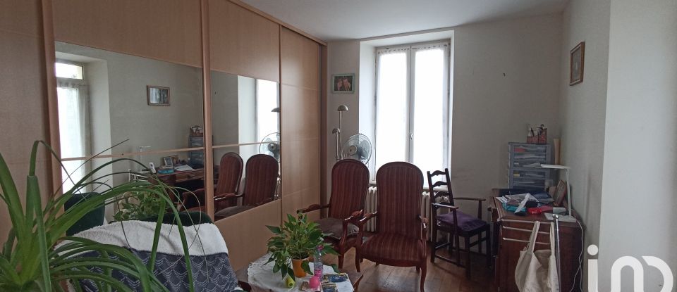 Traditional house 7 rooms of 175 m² in Calmont (12450)