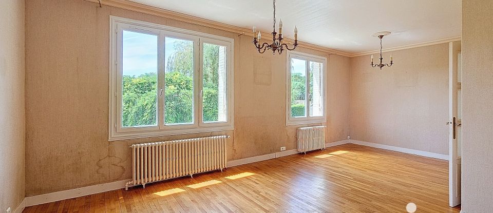 Maison traditionnelle 4 pièces de 83 m² à Beaulieu-sur-Loire (45630)