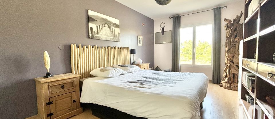 Maison 7 pièces de 205 m² à Saint-André-de-Cubzac (33240)