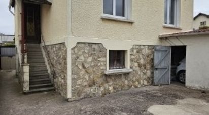 House 6 rooms of 135 m² in Noisy-le-Grand (93160)