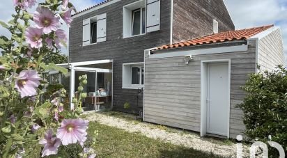 Maison 4 pièces de 93 m² à Courçon (17170)