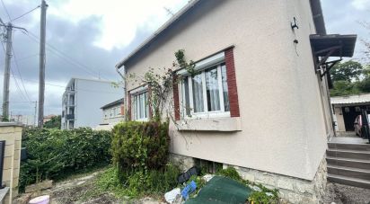 House 6 rooms of 97 m² in Les Pavillons-sous-Bois (93320)