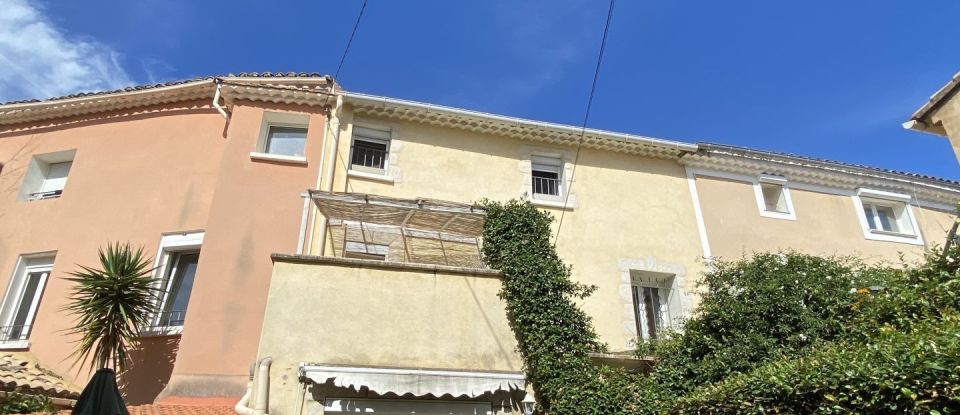 House 4 rooms of 105 m² in Bédarrides (84370)