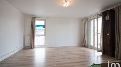 Apartment 3 rooms of 74 m² in Margny-lès-Compiègne (60280)