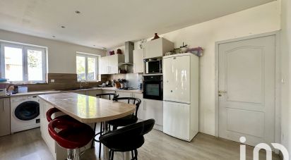 Maison 9 pièces de 157 m² à Thouars (79100)