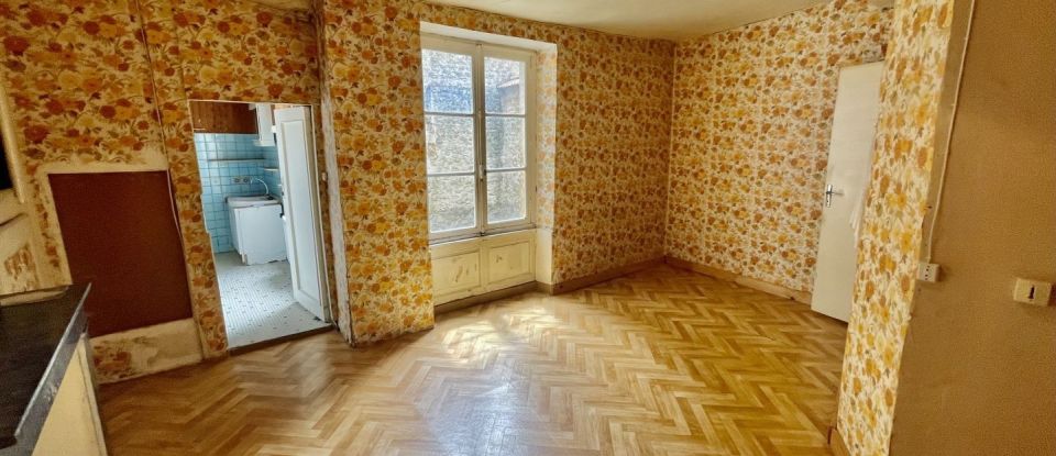 House 4 rooms of 129 m² in Langres (52200)