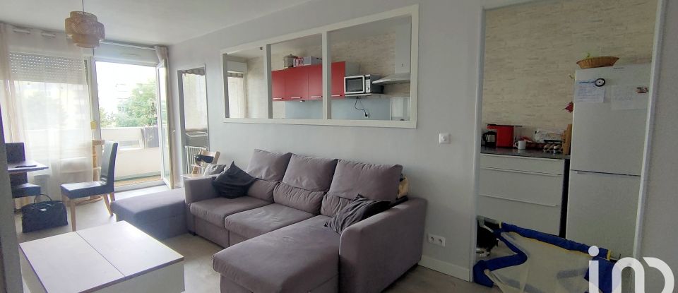 Apartment 4 rooms of 78 m² in Reims (51100)