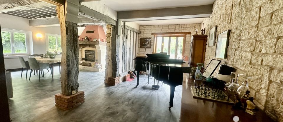 Maison 8 pièces de 245 m² à Blangy-le-Château (14130)