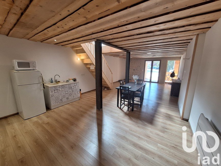 Maison 5 pièces de 107 m² à Crest (26400)