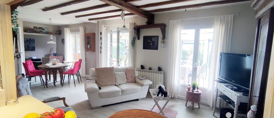 Maison 5 pièces de 126 m² à La Trinité-des-Laitiers (61230)