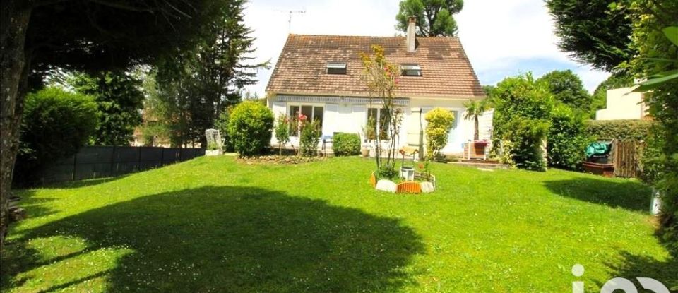 House 6 rooms of 130 m² in Mortcerf (77163)