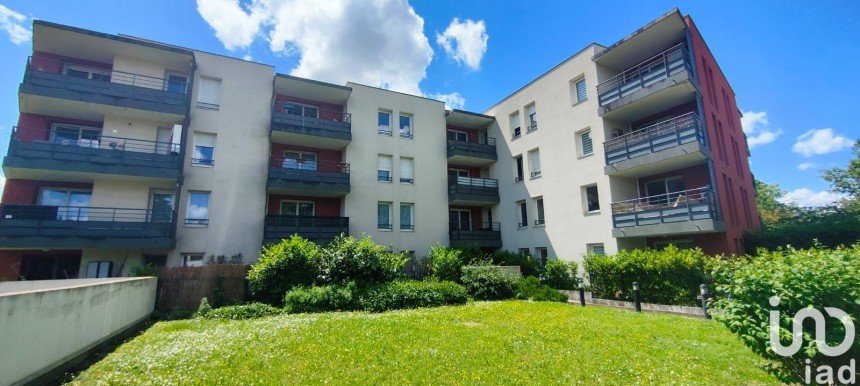 Appartement 3 pièces de 62 m² à Vénissieux (69200)