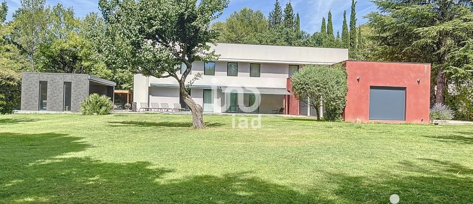 Maison 7 pièces de 270 m² à Aix-en-Provence (13090)