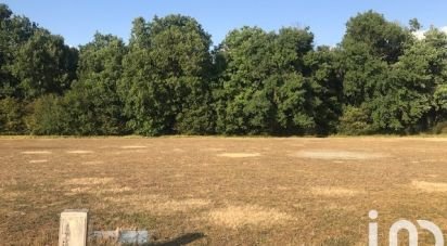 Land of 877 m² in Beauvais-sur-Matha (17490)