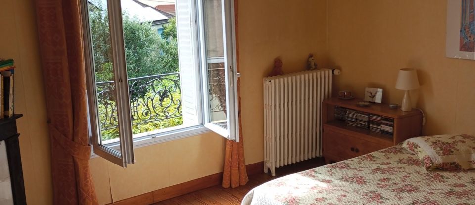 Traditional house 5 rooms of 118 m² in Chelles (77500)