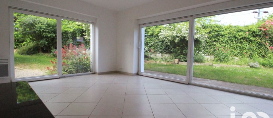 House 4 rooms of 90 m² in Trois-Puits (51500)