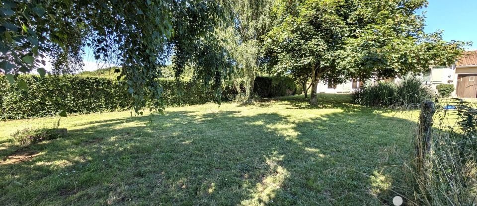 Village house 4 rooms of 85 m² in Valdivienne (86300)