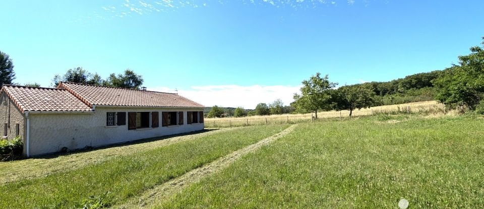 Village house 4 rooms of 85 m² in Valdivienne (86300)