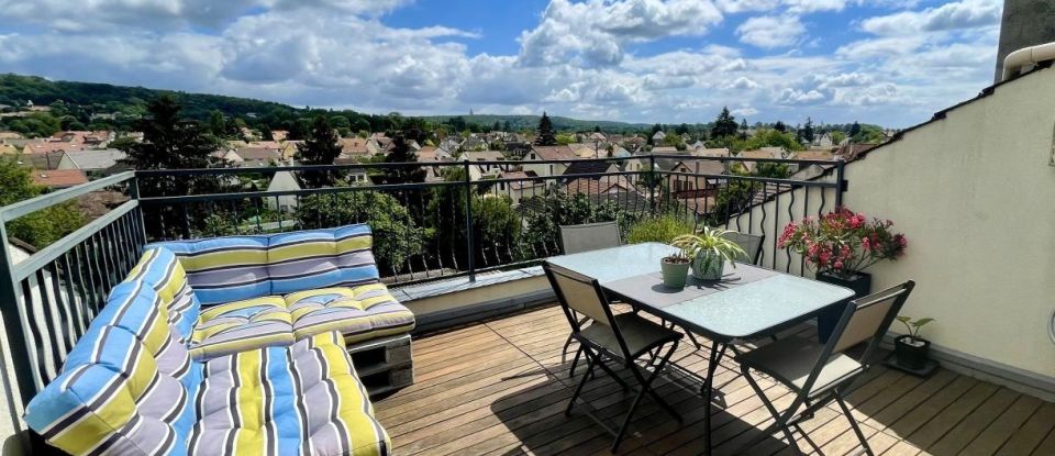 Appartement 4 pièces de 87 m² à Saint-Prix (95390)