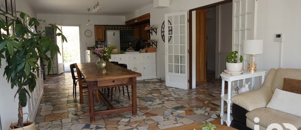 Traditional house 6 rooms of 120 m² in Mercuer (07200)