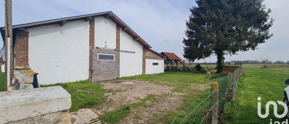 Maison 2 pièces de 150 m² à Beaumont-le-Roger (27170)